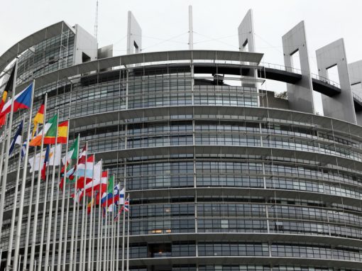 Parlement européen : un rapport Estrela bis ?