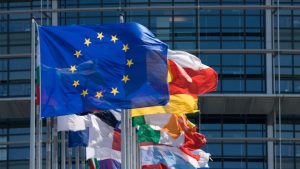 IVG : les eurodéputés votent un texte symbolique qui va loin dans l’ingérence
